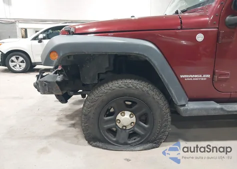 2010 Jeep Wrangler Unlimited Sport из США, поврежденный, VIN 1J4BA3H17AL226213